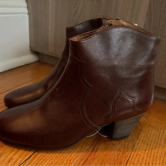 Cognac Leather Ankle Boots Dicker style. BRAND NWT (no box). - Picture 7 of 7